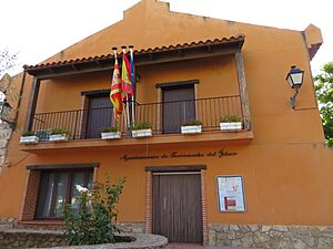 Archivo:Ayuntamiento de Torremocha de Jiloca, Teruel