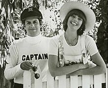 Captain and tennille 1976.jpg