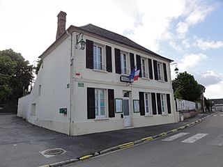 Clacy-et-Thierret (Aisne) mairie.JPG