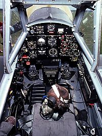 Archivo:Cockpit HA 1112-M1L Buchon G-BOML