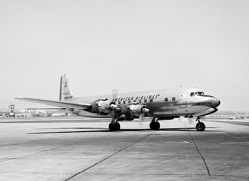 Douglas DC-7B, American Airlines JP7402479