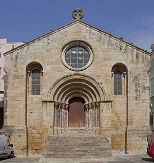 Archivo:Iglesia de Santiago, Coímbra, Portugal, 2012-05-10, DD 04