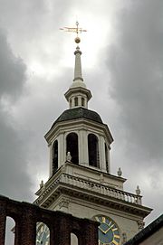 Archivo:Independence Hall belltower