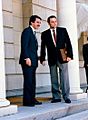 José María Aznar recibe al coordinador general de IU. Pool Moncloa. 30 de noviembre de 1999
