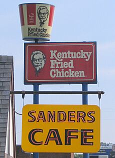 Archivo:KFC signs - Old and New