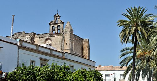 Archivo:San Mateo desde Plaza Mercado Jerez