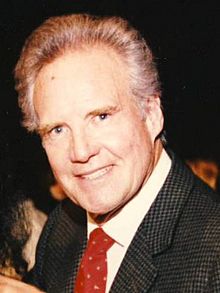 Stevereeves1990 CROP.jpg