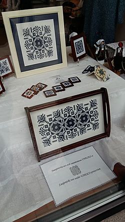 Zmijanje embroidery in BL store.jpg