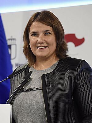 Archivo:(Agustina García Elez) Rueda de prensa del Consejo de Gobierno. 2018. (31875497268) (cropped)