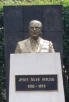 20170709 Busto Dn Jesus Silva Herzog ROTONDA (recortada).jpg