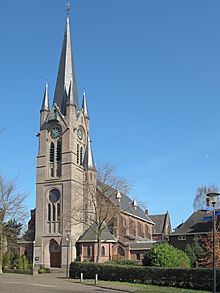 Archivo:Blaricum, de Sint Vituskerk foto4 2014-03-09 13.54