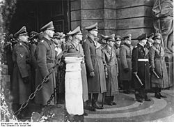 Archivo:Bundesarchiv Bild 183-J00243, Berlin, Beerdigung Generalfeldmarschall v. Reichenau