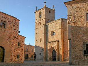 Archivo:Concatedral de Caceres
