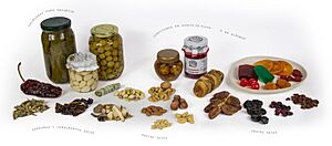 Archivo:Conservas, confites y productos secos del Mediterráneo