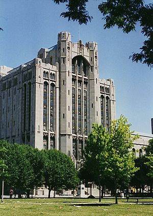 Archivo:Detroit Masonic Temple - Detroit Michigan