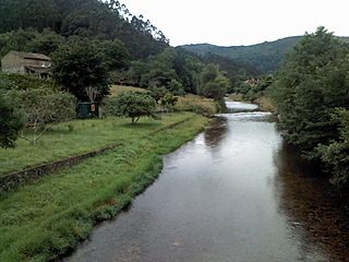 El Río Bedón, a su paso por Rales.jpg