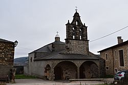 Igrexa de Santa María de Vilanova de Valdeorras.jpg