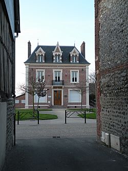 La Rivière-Saint-Sauveur - mairie 02.JPG