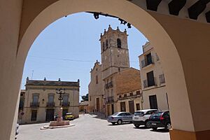 Archivo:La antigua Puerta de Valencia