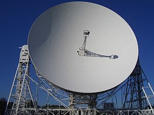 Archivo:Lovell Telescope 2