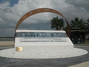 Archivo:Monumento Legua Cero Primera circunnavegacion mundial-Sanlucar de Barrameda