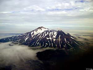 Archivo:Mount Vsevidof aerial