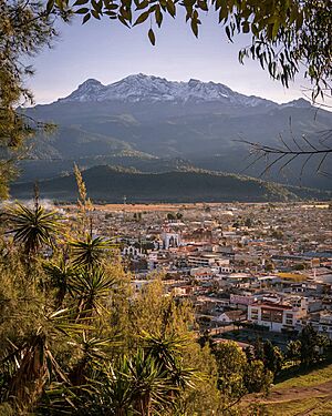 Archivo:Panorámica de Amecameca de Juárez
