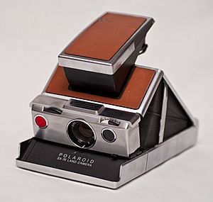 Archivo:Polaroid SX-70 (4462345243)