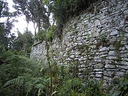 Archivo:Ruinas-soloco chachapoyas amazonas peru