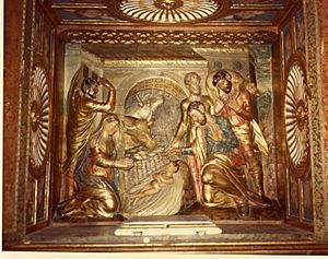 Archivo:Sagrario del siglo XVI en el altar mayor de la Iglesia de Ntra. Sra. de la Asunción, de Malanquilla.