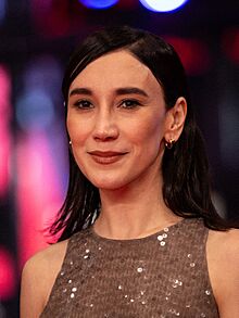Sibel Kekilli-68500 (cropped).jpg
