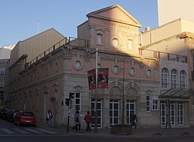 Teatro Apolo Almería (cropped).JPG