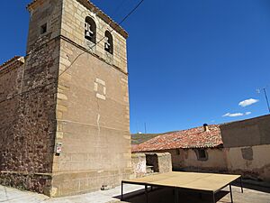 Archivo:Torre-campanario de Tordelpalo, año 2024