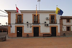 Archivo:Ayuntamiento de Cardiel de los Montes