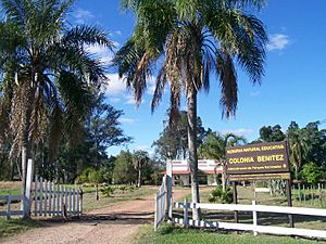 Archivo:Entry to Stict Natural Reserve Colonia Benítez