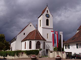 Heimatmuseum des Schwarzbubenlandes in der alten Dorfkirche St. Mauritius, Dornach, Solothurn (1).jpg