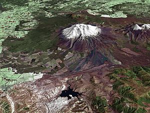 Archivo:MtRuapehu 23oct2002