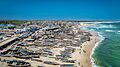 Plage de Kayar vue aerienn les piroges et la mer