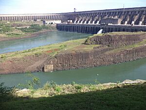 Archivo:Represa de Itaipu