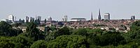 Archivo:Skyline of Coventry as seen from Baginton 3g06