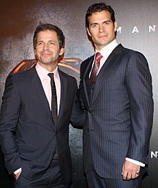 Archivo:Zack Snyder & Henry Cavill 2013