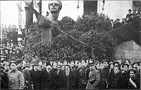 Archivo:Зиновьев на открытии памятника