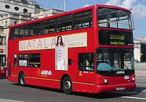 Archivo:Arriva VLA156 on 159