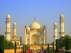 Bibi Ka Maqbara, Aurangabad, Maharashtra, India.jpg