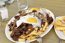 Bistec a lo pobre (11246262064).jpg