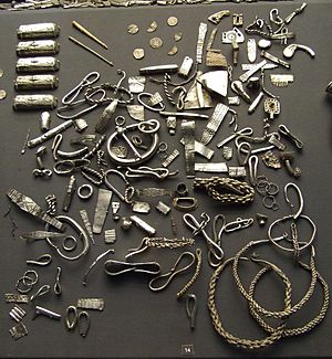 Archivo:Cuerdale hoard viking silver british museum