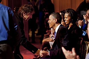 Archivo:Dylan-Obamas-White House-20100209