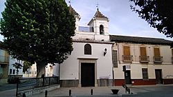 Archivo:Ermita del Cristo de la Salud - Santa Fe (Granada)