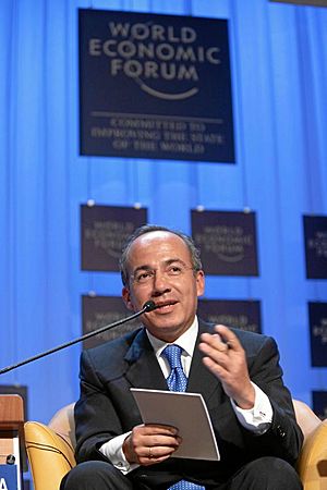 Archivo:Felipe Calderon Hinojosa - 2007 World Economic Forum Annual Meeting Davos