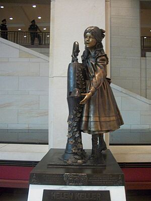 Archivo:Hellenkellerstatue1